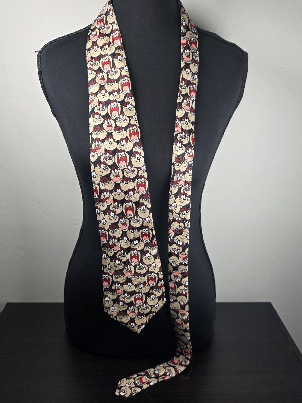 Vintage 1998 Looney Tunes Mania Taz Tasmanian Devil Necktie 90s